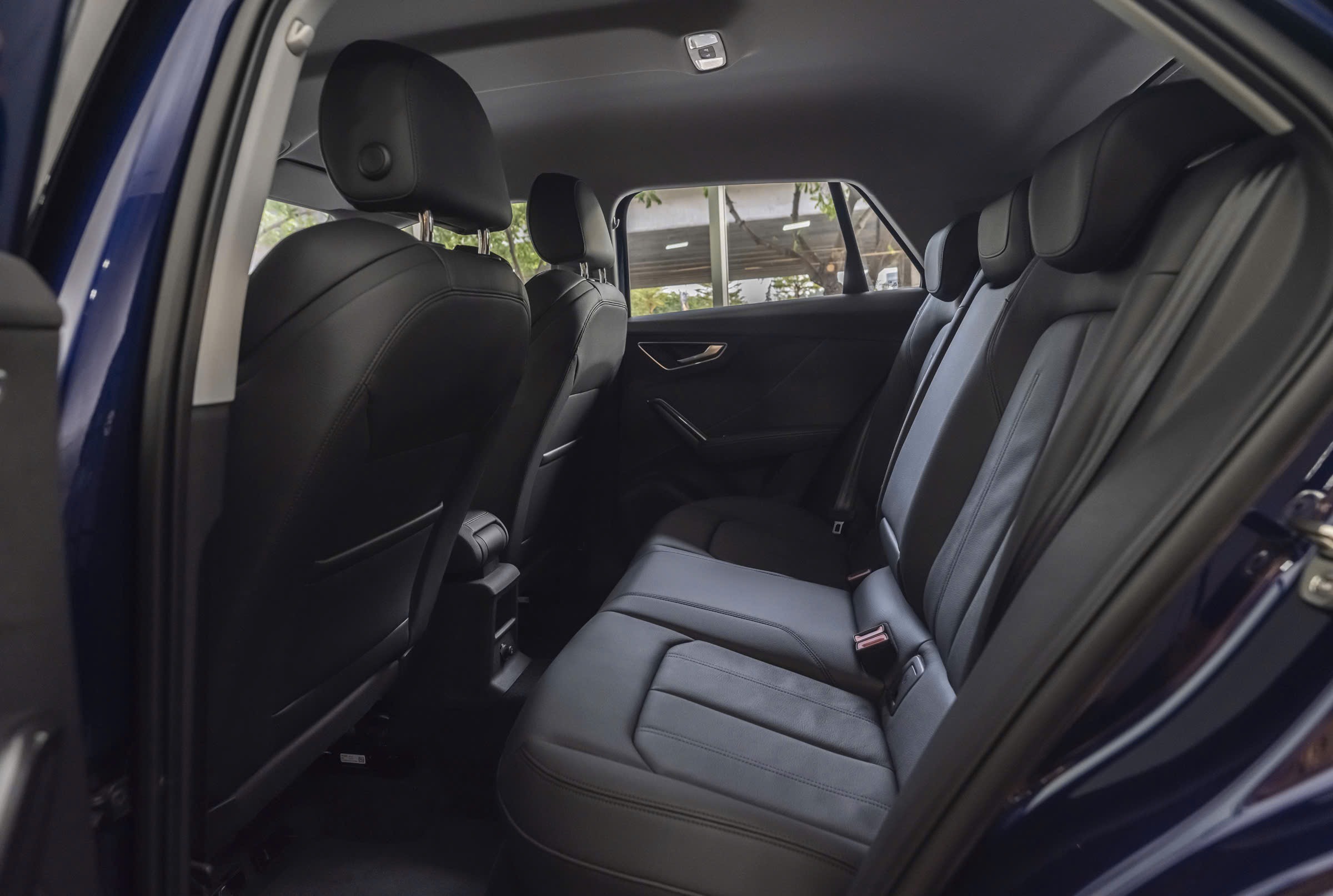 
								Audi Q2 full									