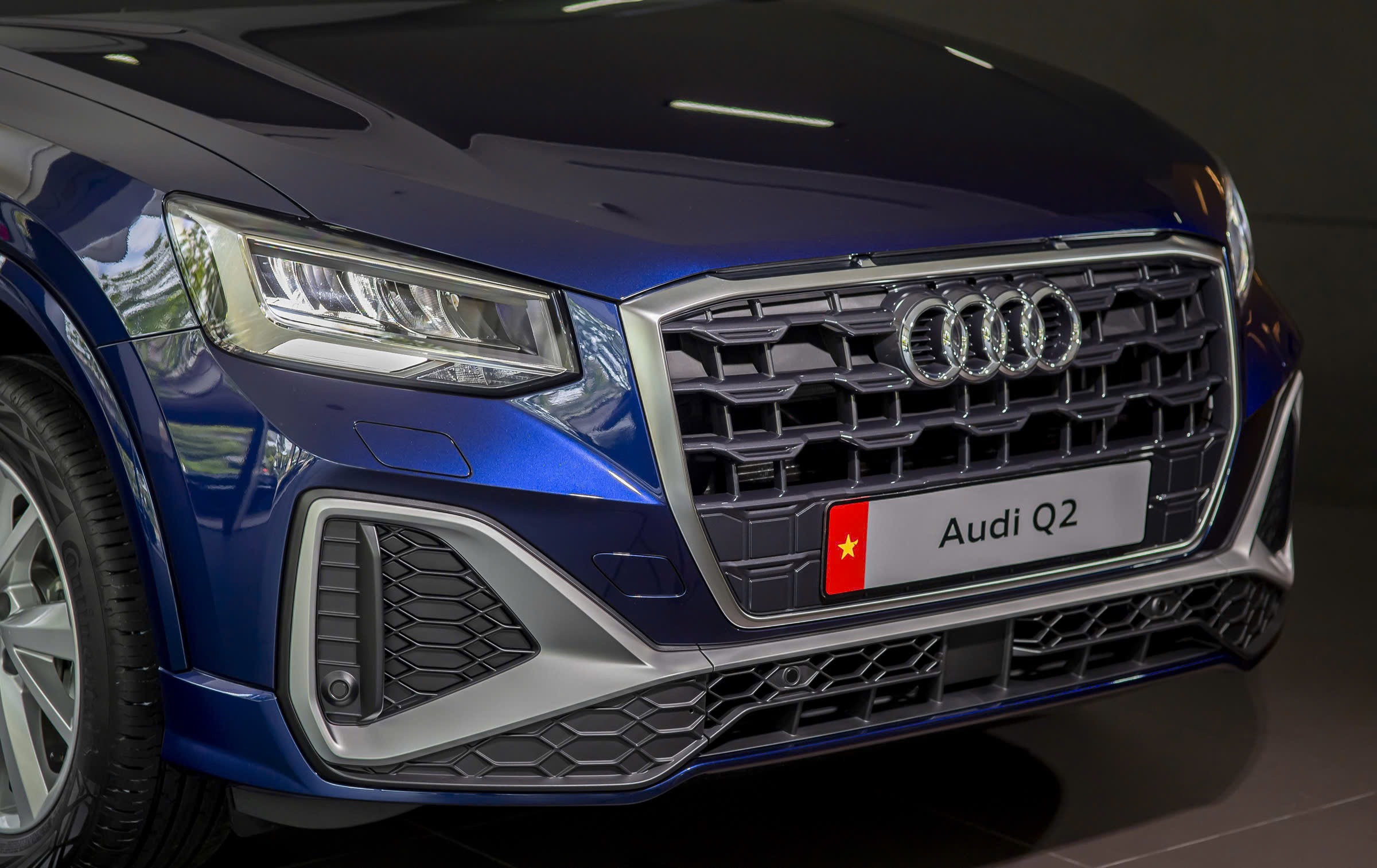 
								Audi Q2 full									