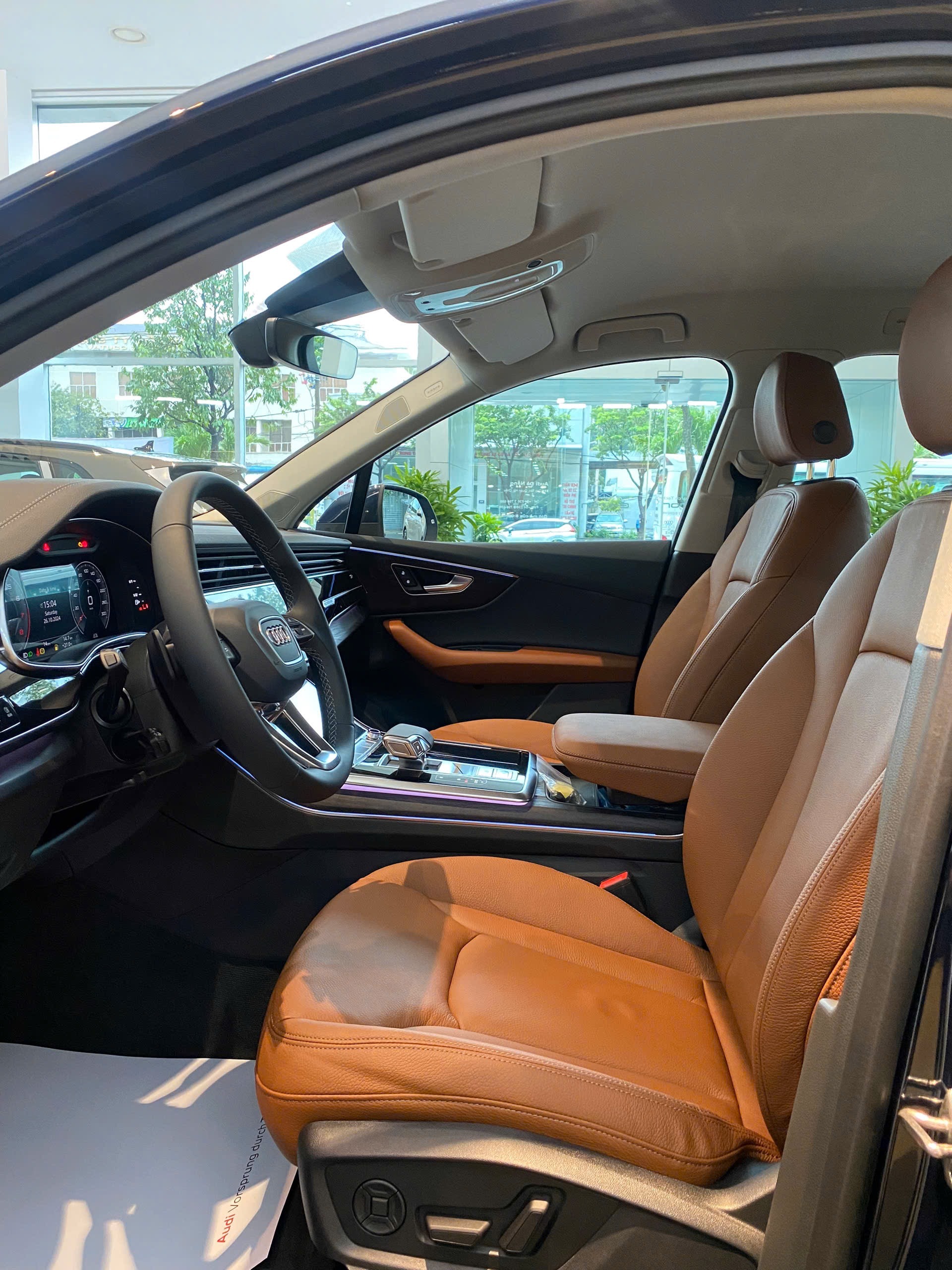 
								Audi Q7 Sline full									